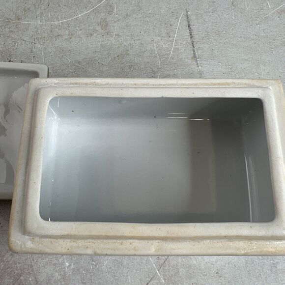 Fifth Avenue Crystal LTD Porcelain Lidded Trinket Jewelry Box Grape Leaf Pattern - Picture 8 of 12